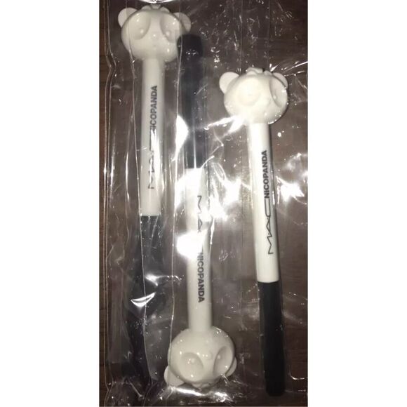 New MAC Nicopanda Brush Bag 3 brush kit 461 536 531 Limited Edition Panda - Picture 5 of 13
